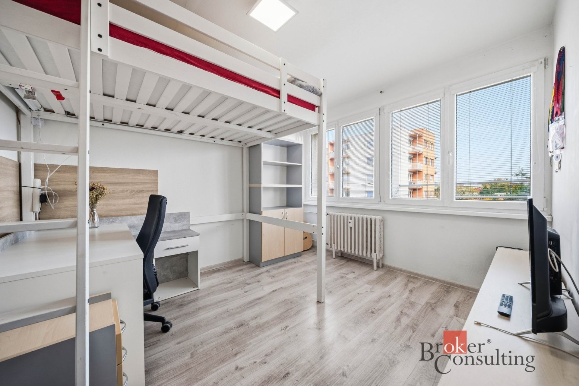 Prodej byt 3+1 - Varšavská, Pardubice, 56 m² - 5