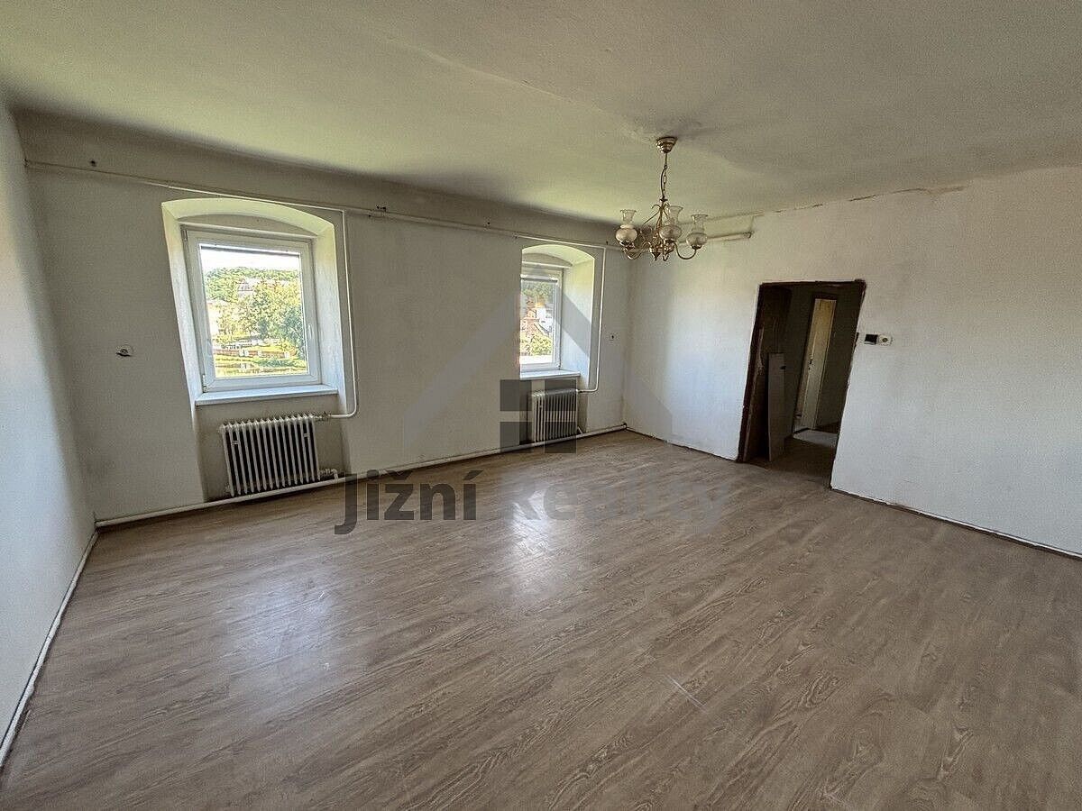 Byt 2+1 · 98 m² · Uherčice, okres Znojmo, Jihomoravský kraj - 3