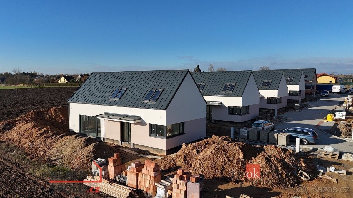 Prodej rodinný dům - Tlučná, 330 26