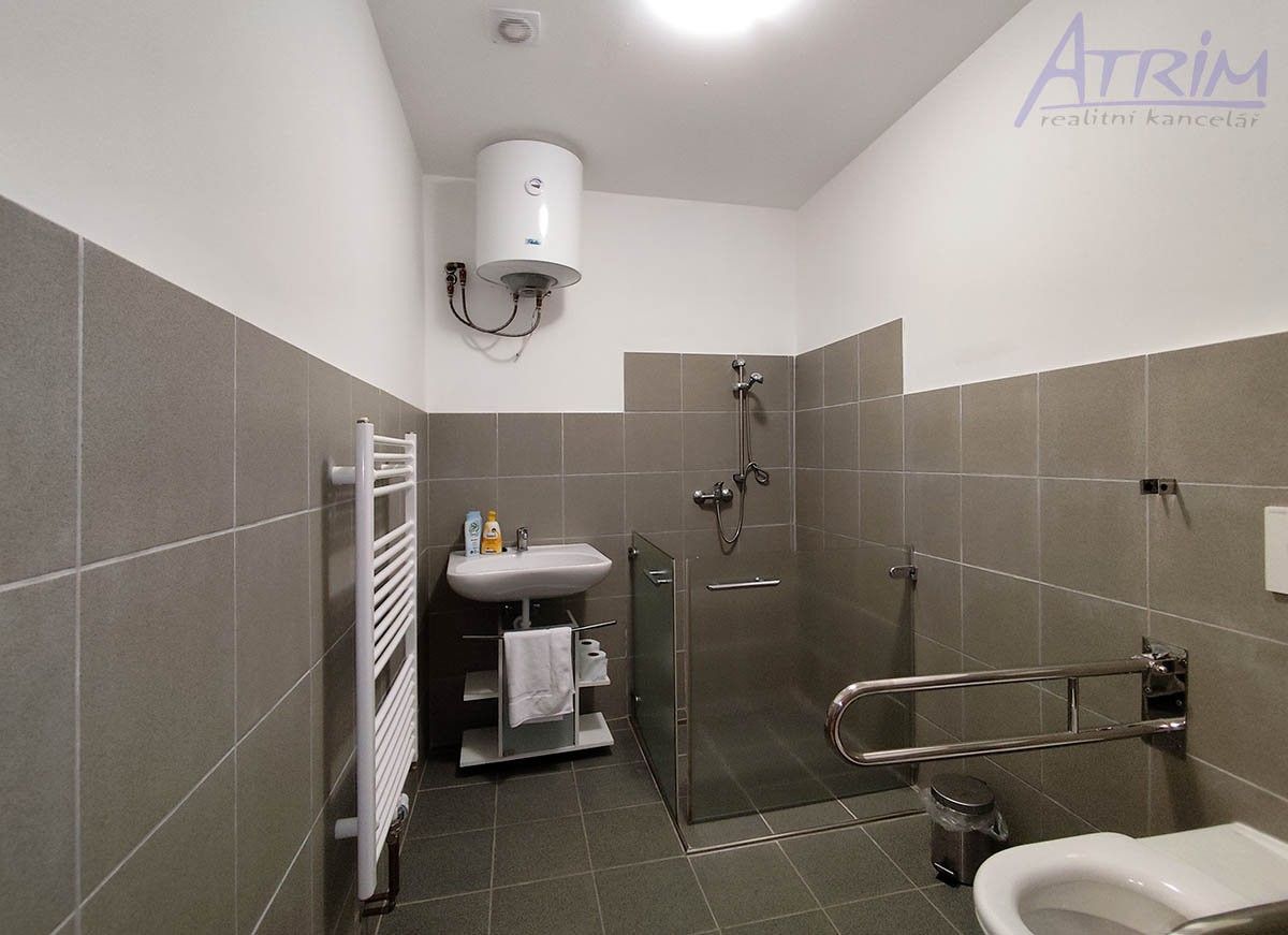 Prodej ubytovací zařízení - nám. Svobody 479, Javorník, 600 m² - 5