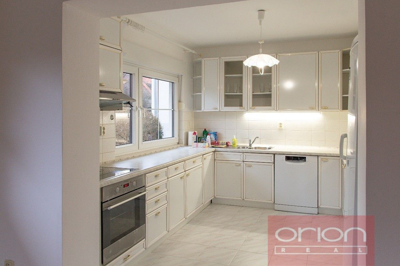 Rodinný dům · 365 m² · Praha - Nebušice, okres Praha 6, Hlavní město Praha - 4