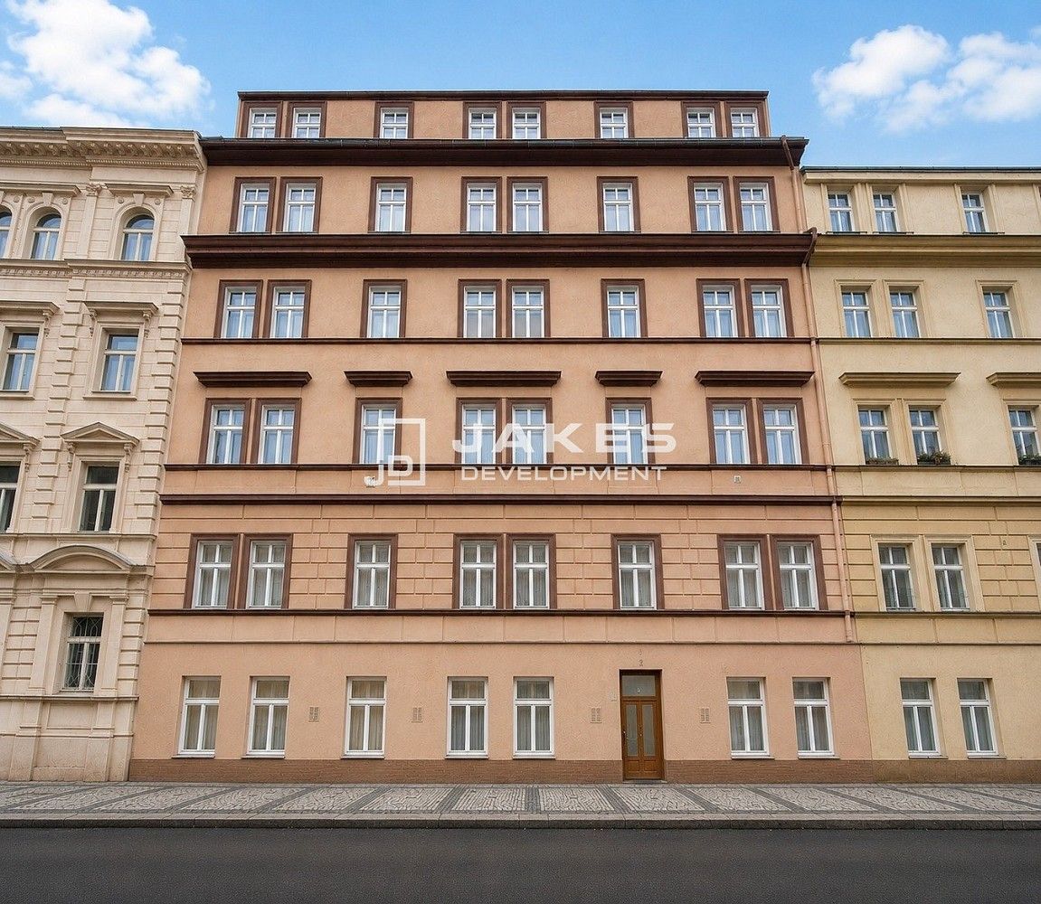 Byt 2+kk · 42 m² · Praha - Smíchov, okres Praha 5, Hlavní město Praha - 3