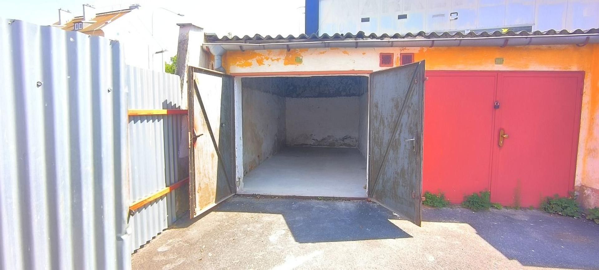 Garáž · 18 m² · Cheb - 3