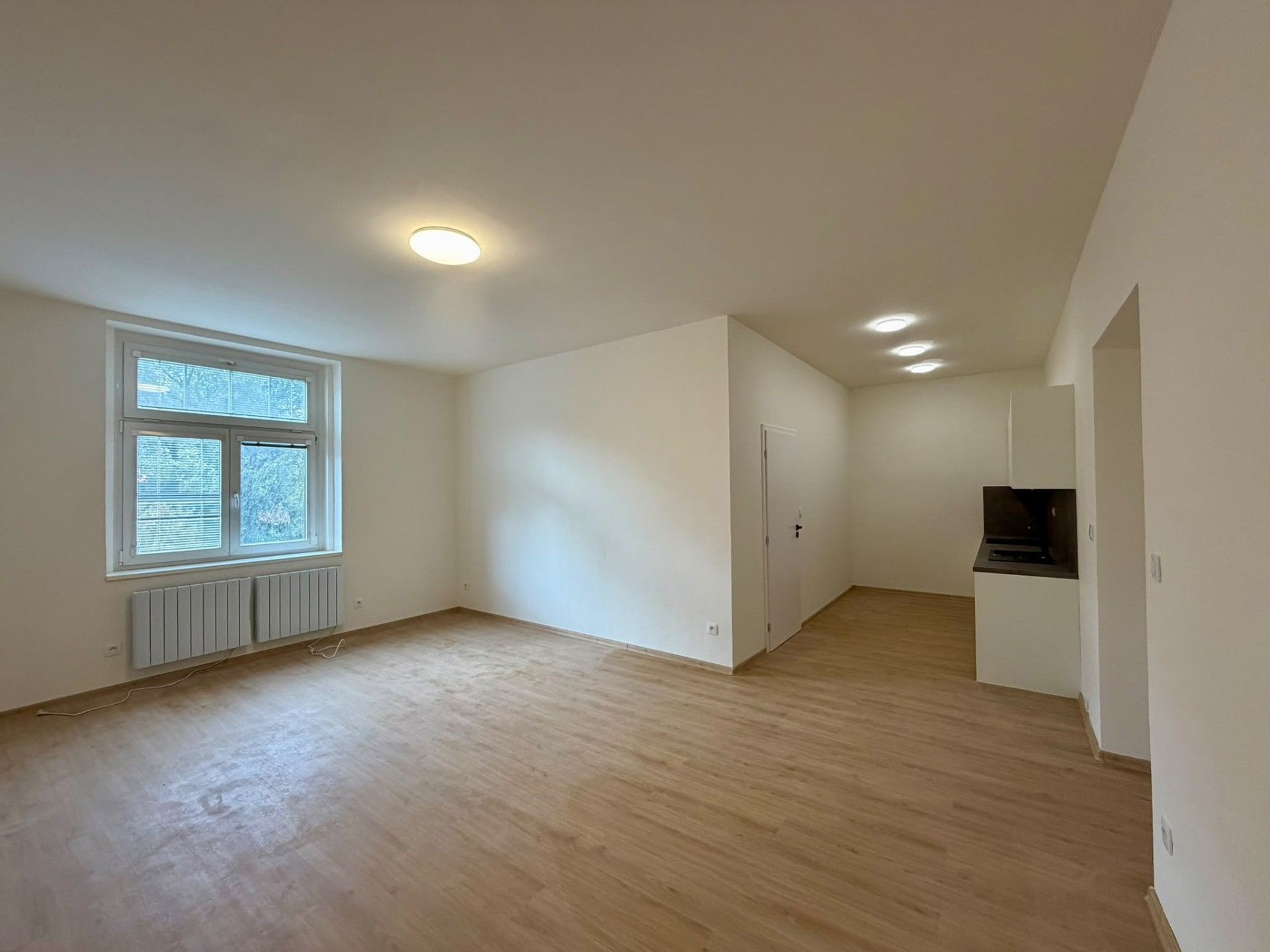 2+kk, Na břehu, Praha, 57 m² - 1
