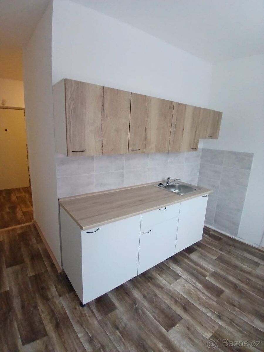 Pronájem byt - Bílina, 418 01