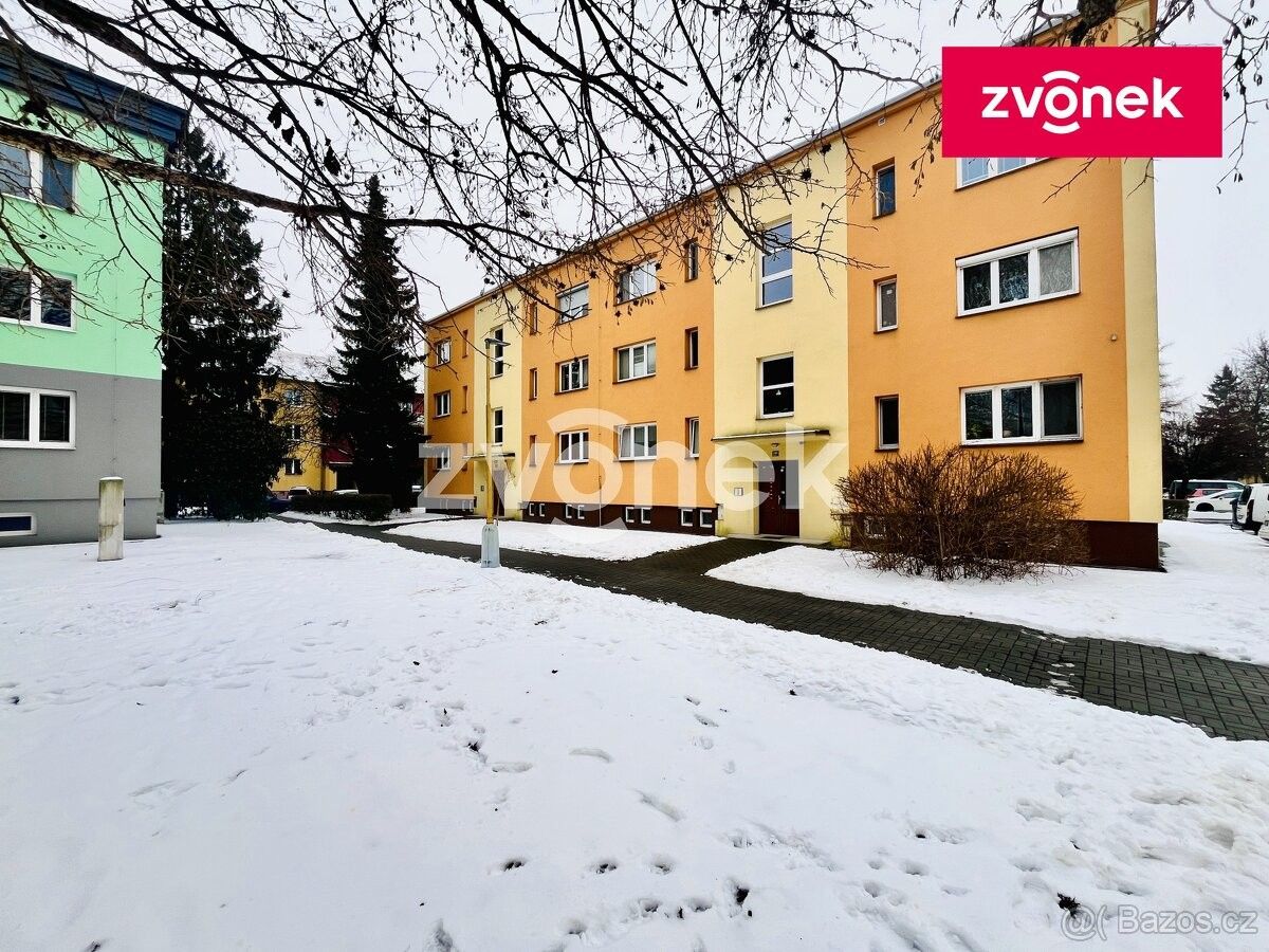 Pronájem byt - Otrokovice, 765 02