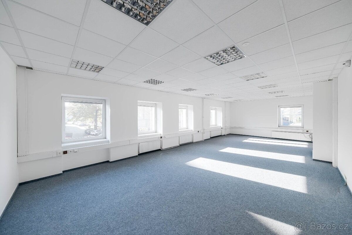 Kanceláře, Ostrava, 703 00