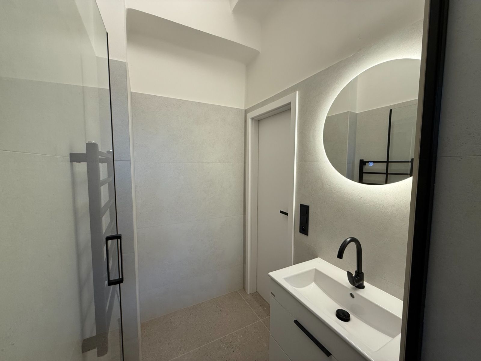 Byt 1+1 · 45 m² · Osadní, Praha - Holešovice - 4