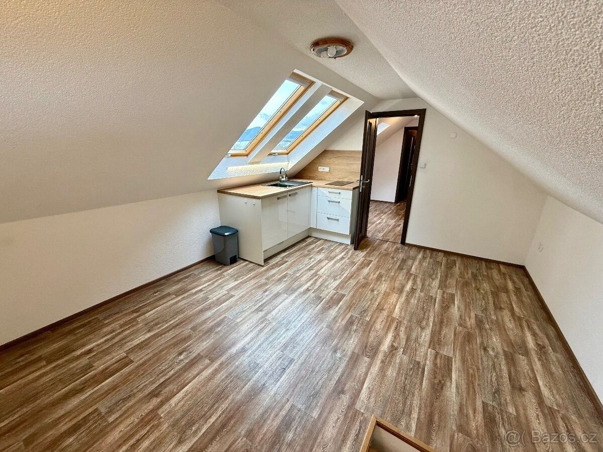 Byty, Jeseník, 790 01