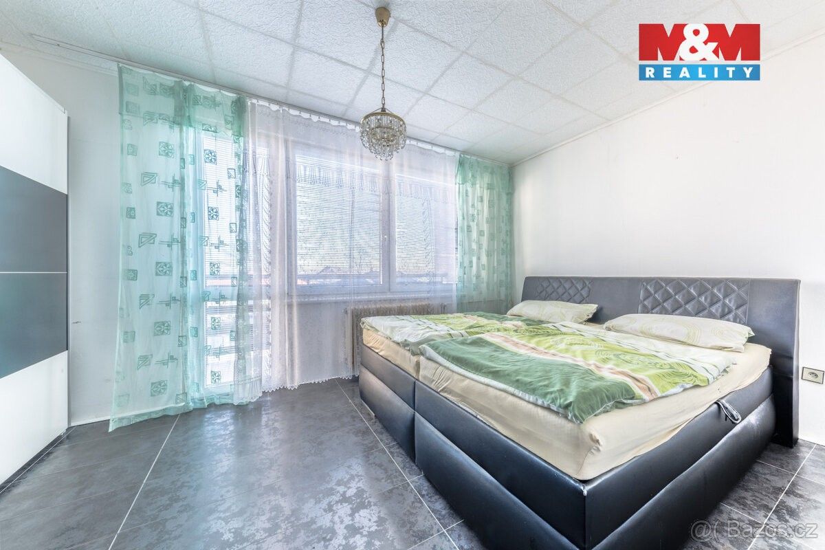 Prodej rodinný dům - Sadská, 289 12