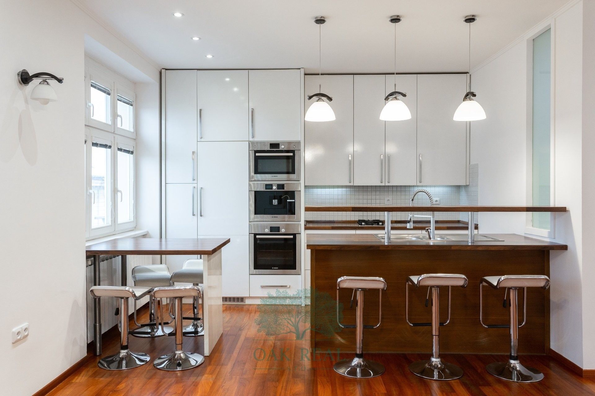 Prodej byt 3+kk - Neklanova, Praha, 67 m²