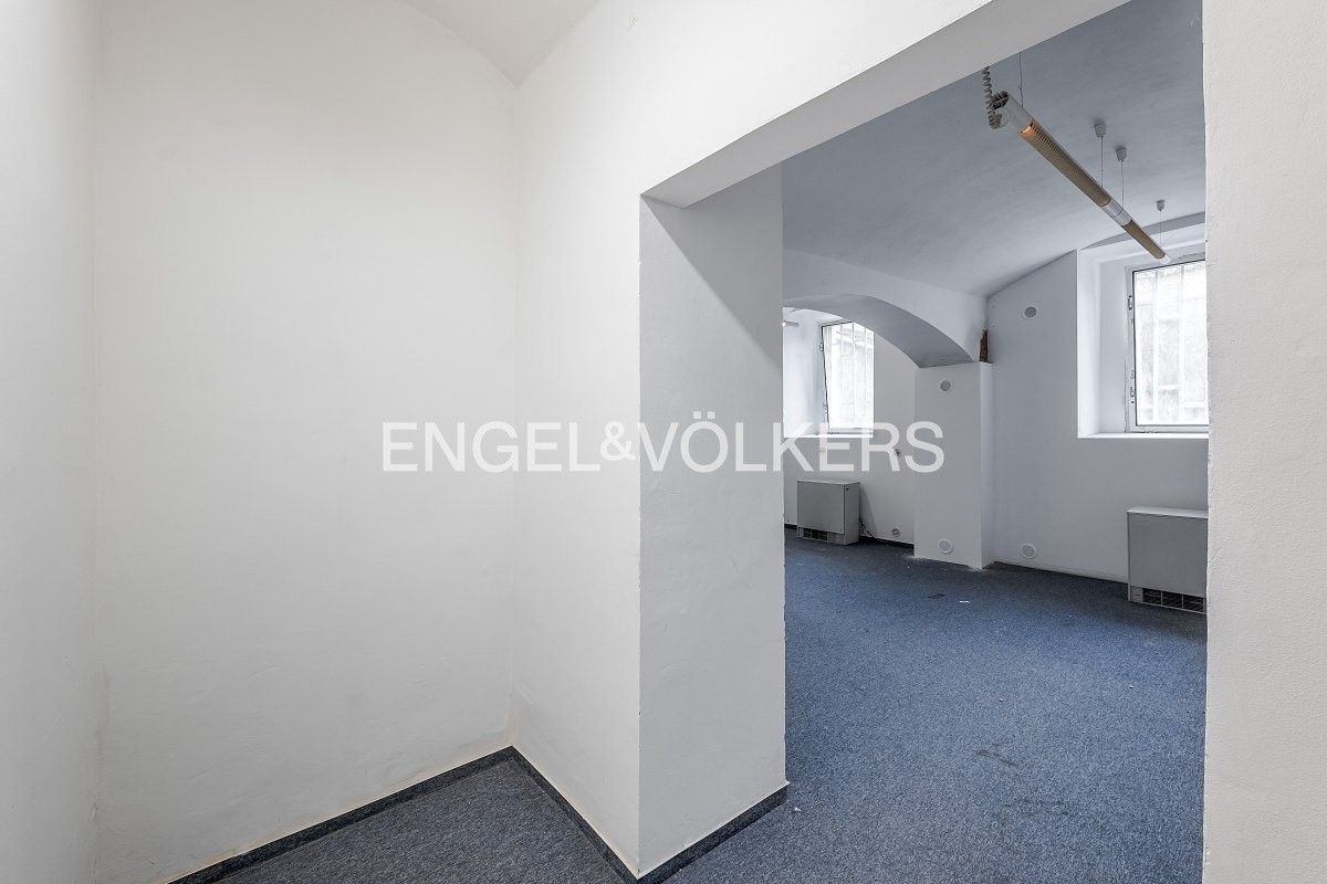 Kancelář · 42 m² · Marie Cibulkové 351, Praha Nusle - 4