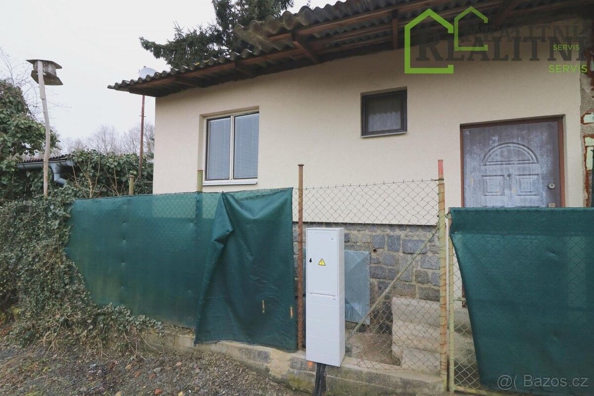 Chaty, Praha, 160 00