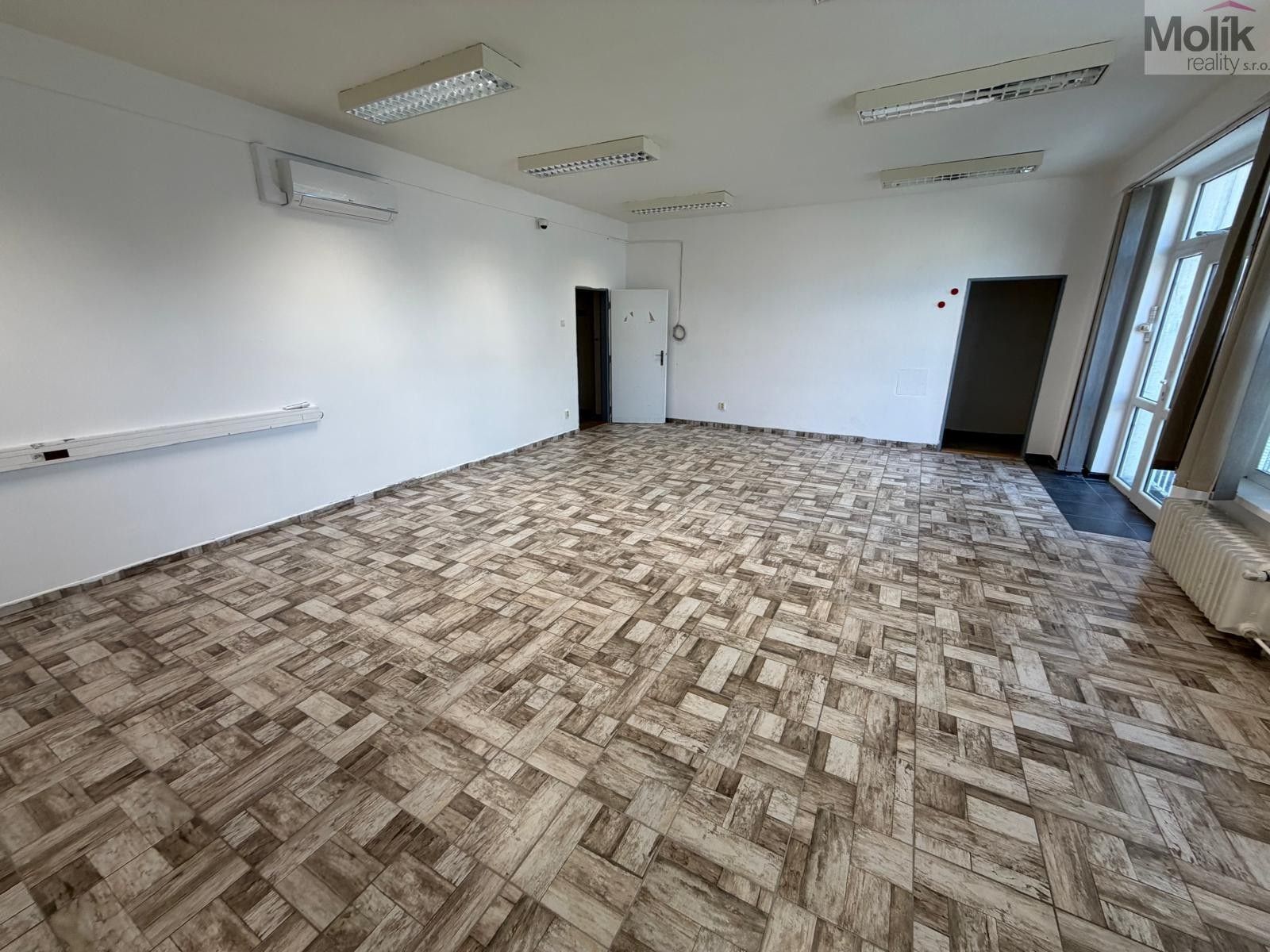 Kancelář · 84 m² · Růžová, Most - 3