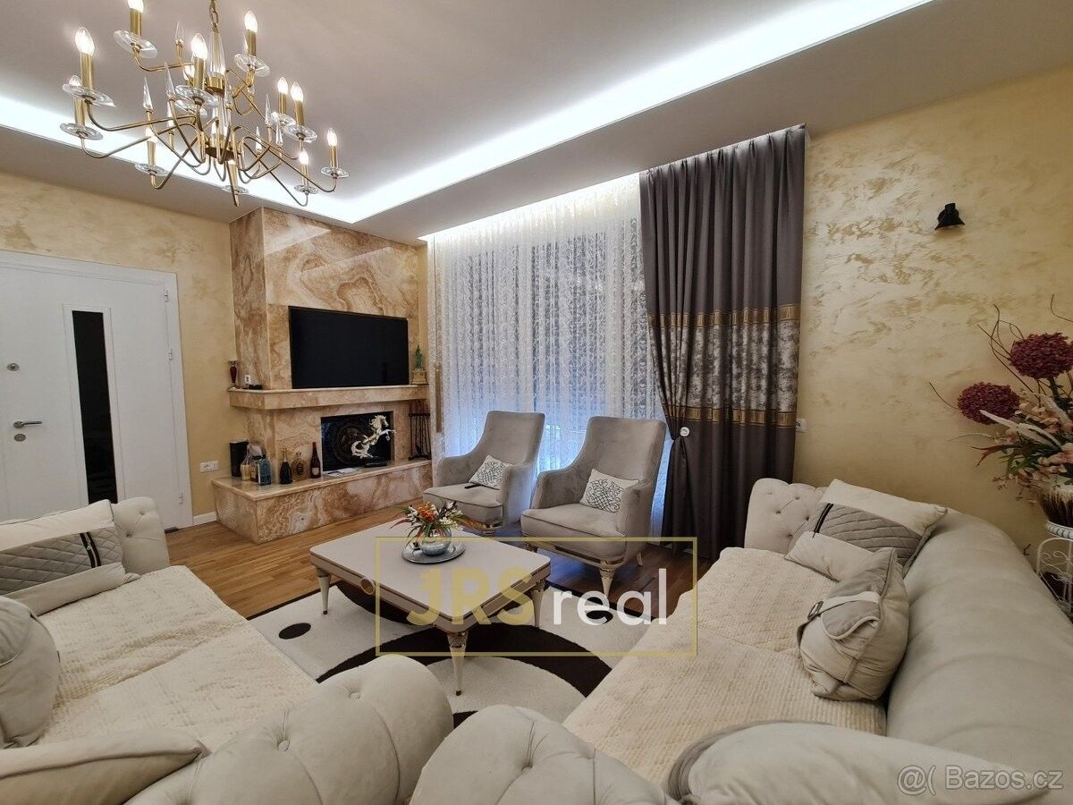 Prodej rodinný dům - 987 66, Zahraničí - 5
