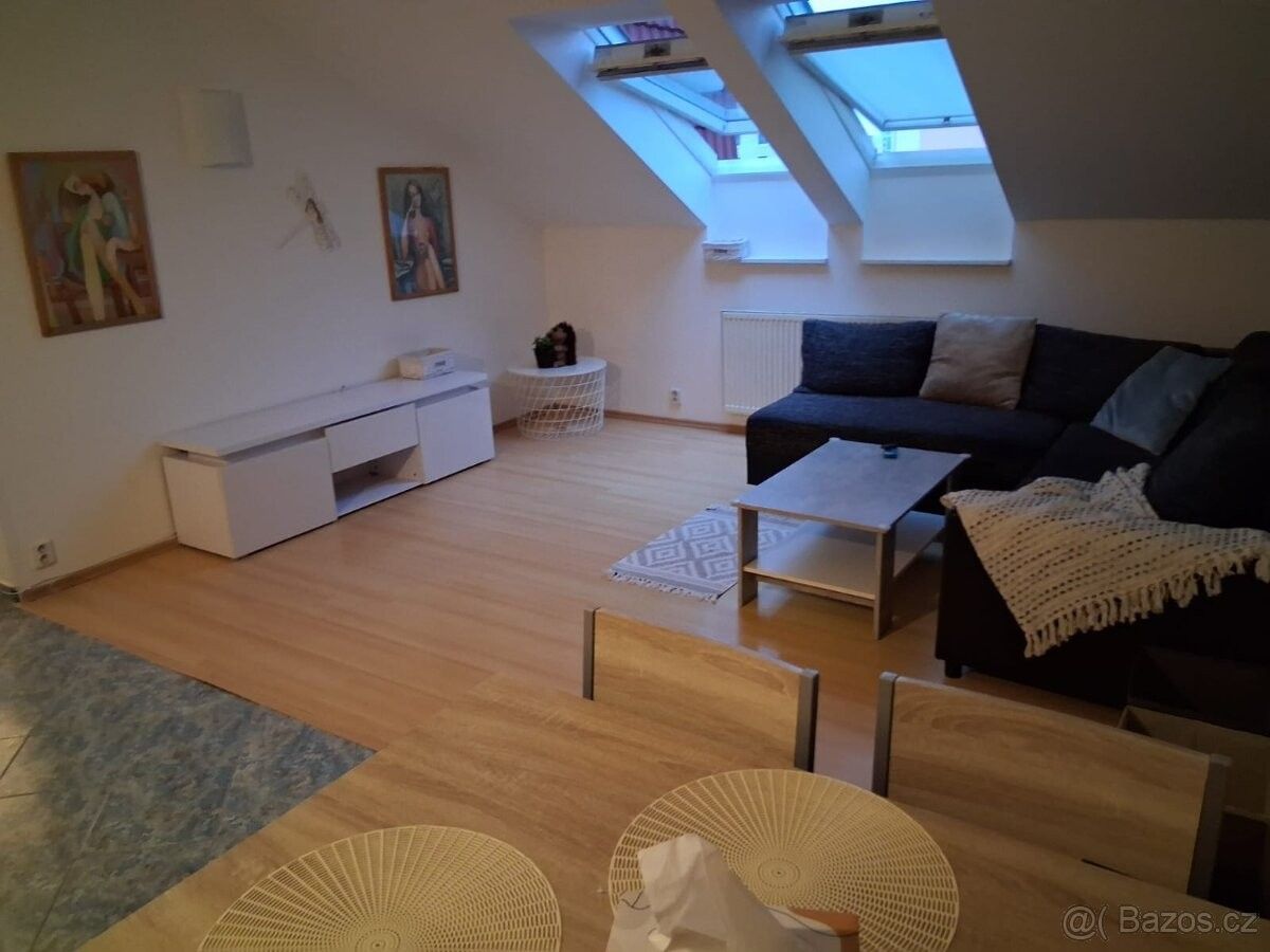 Byty, Pardubice, 530 12