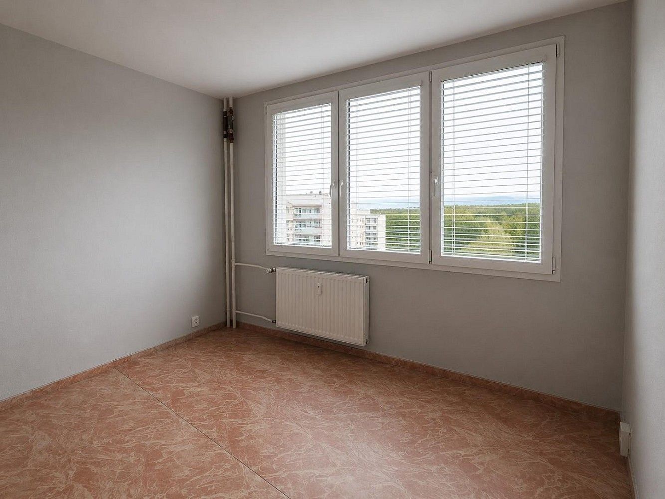 Byt 4+1 · 64 m² · Růžová, Most - 4