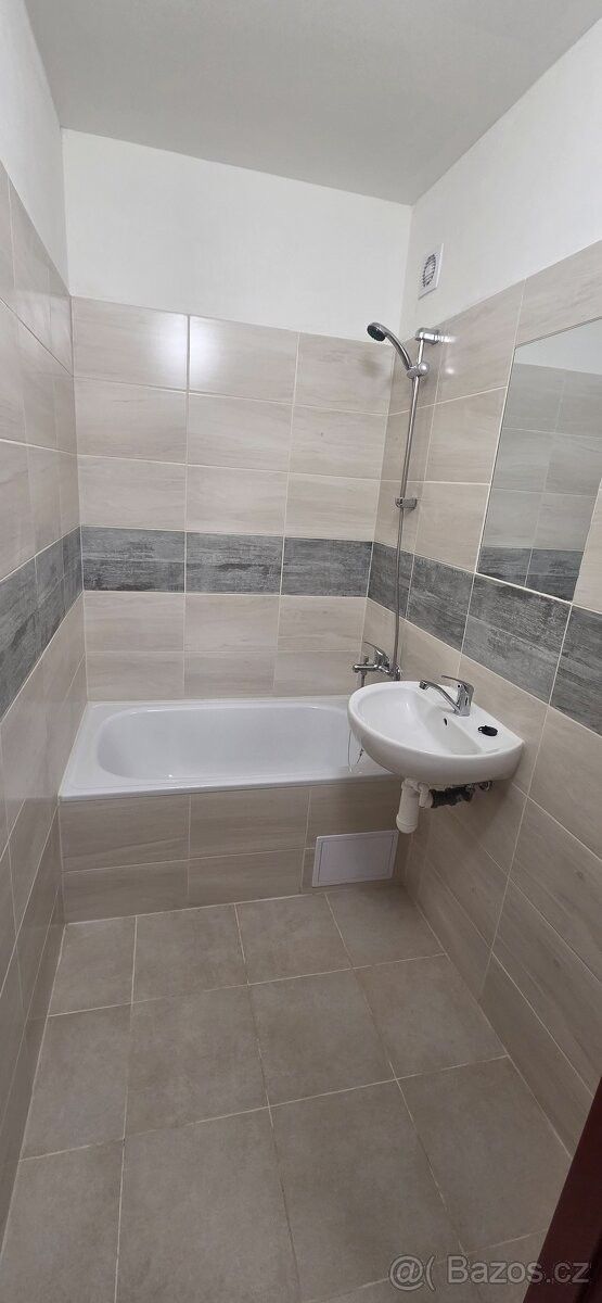 Byty, Bohumín, 735 81