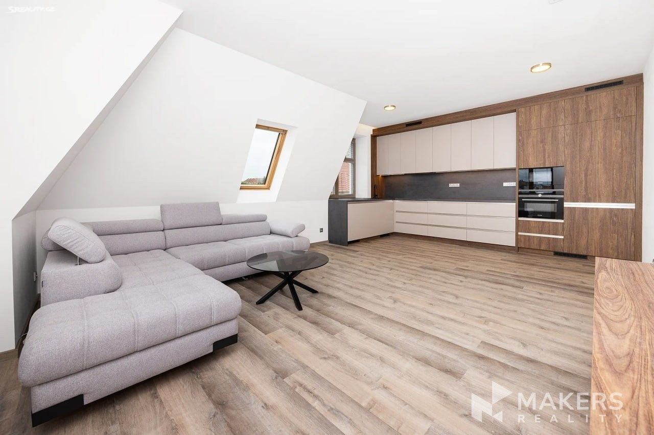 3+kk, Na úlehli, Praha, 112 m² - 2