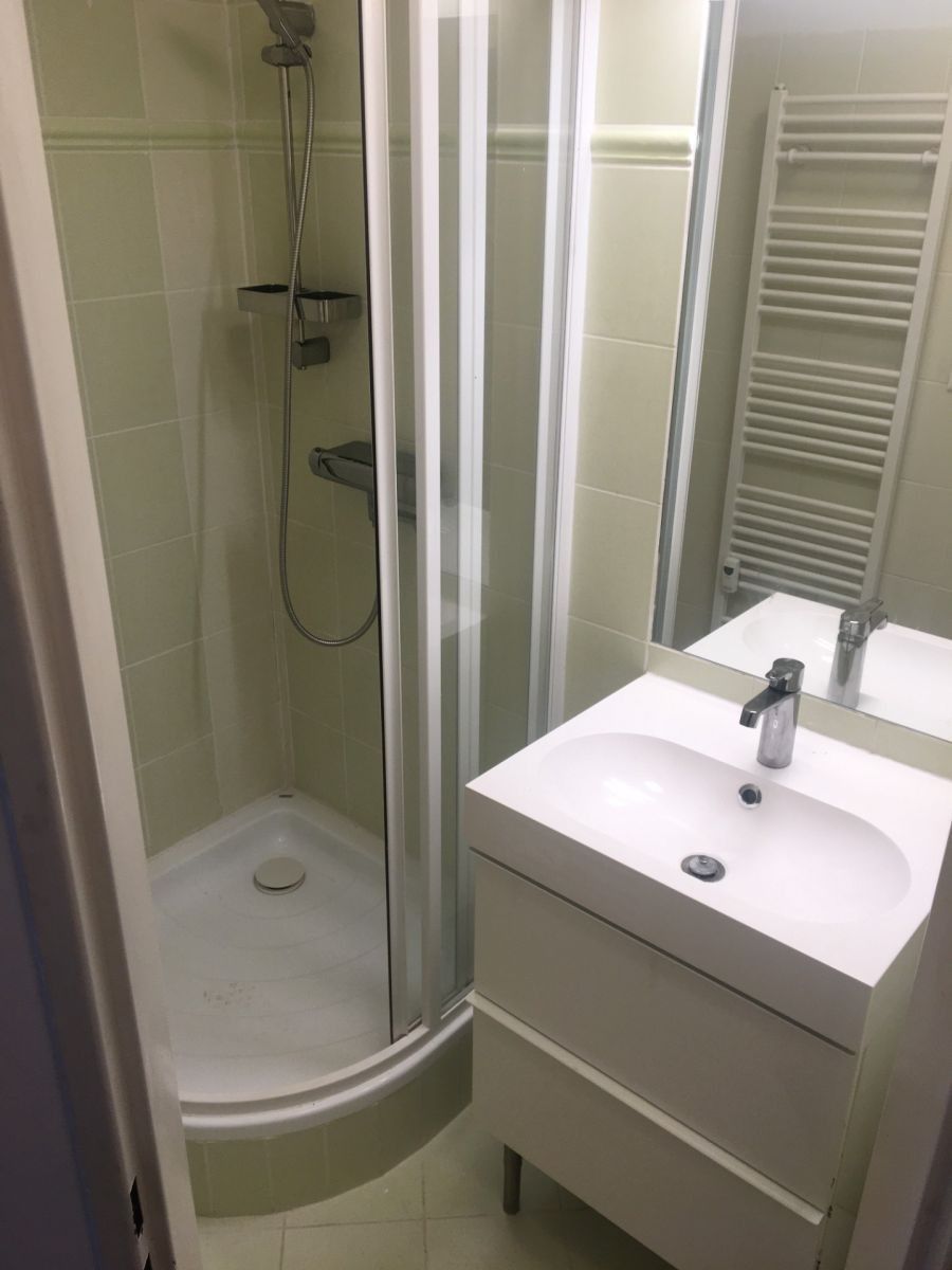 Byt 1+kk · 24 m² · Pod Sychrovem Ⅰ, Praha - Vršovice - 4