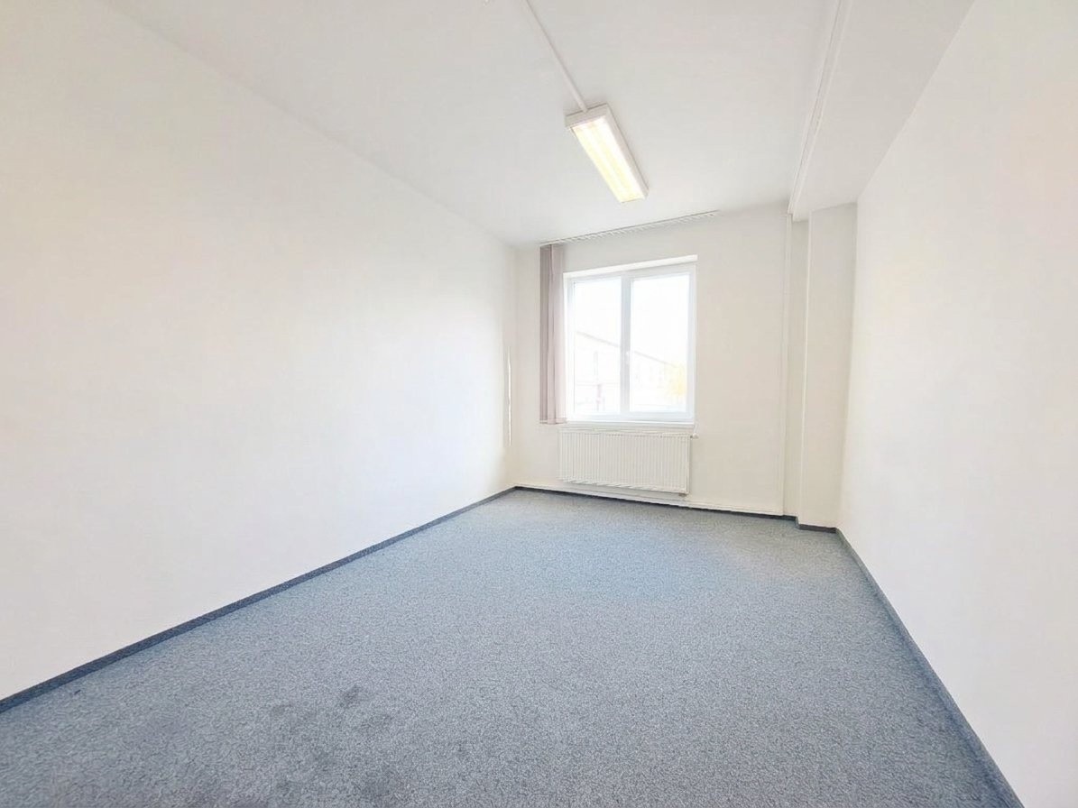 Pronájem kancelář - Vašíčkova, Kladno, 115 m² - 5