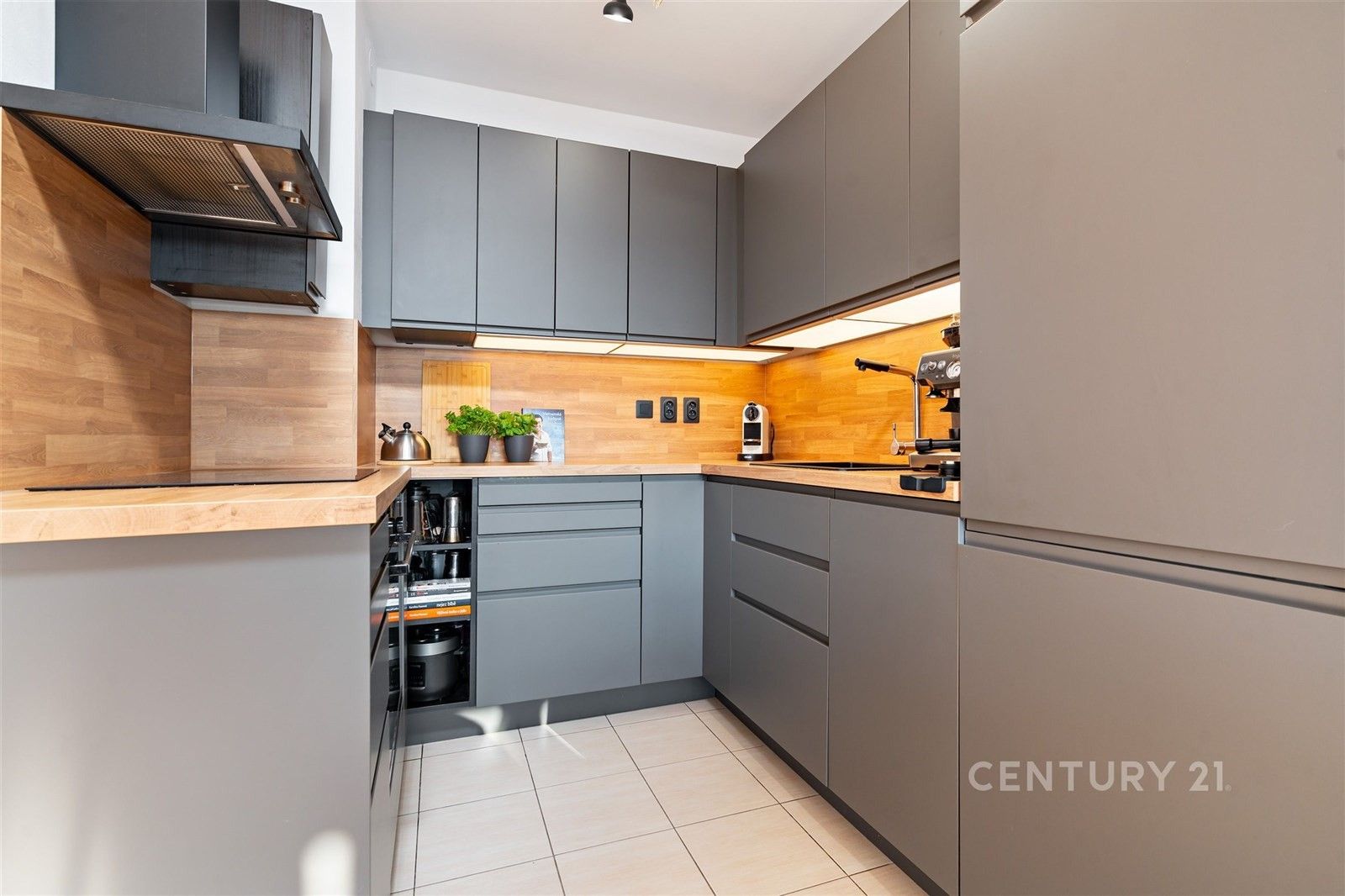 Prodej byt 2+kk - Jana Přibíka, Praha, 57 m²