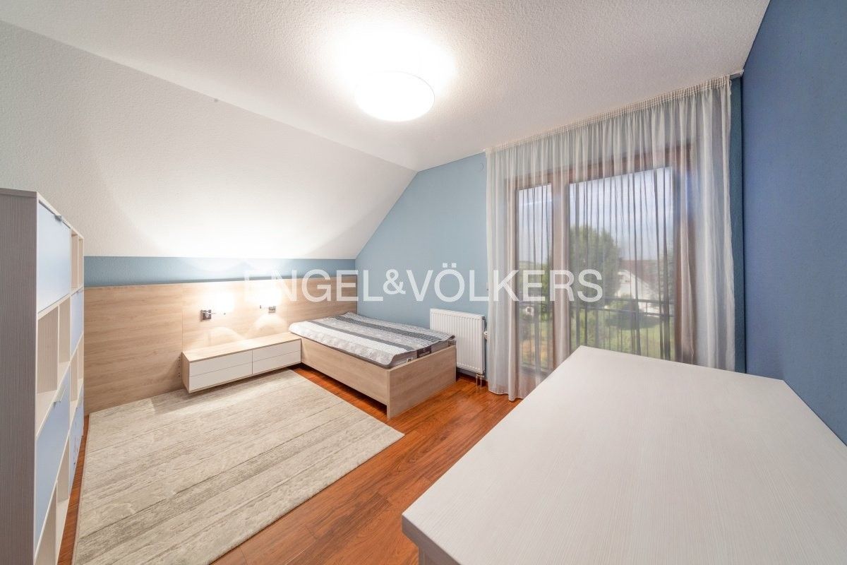 Pronájem rodinný dům - Jilmová 402, Letkov, 170 m² - 5