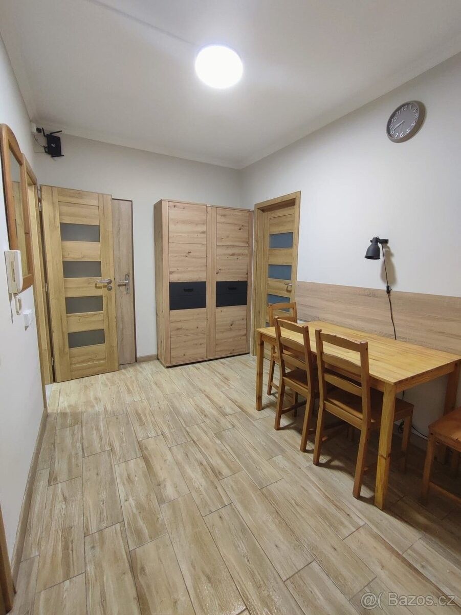 Pronájem byt - Mariánské Lázně, 353 01