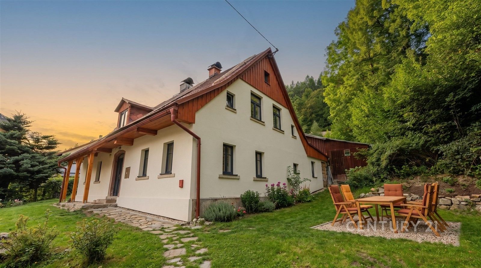 Rodinné domy, Polubenská 137, Desná III, 218 m² - 1