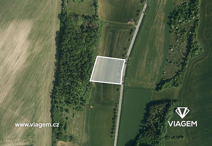 Zemědělský pozemek, 735 m²