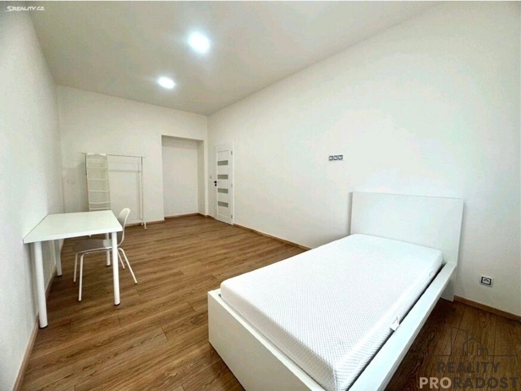 Byt 3+1 · 75 m² · 5. května 798, Praha Nusle - 3