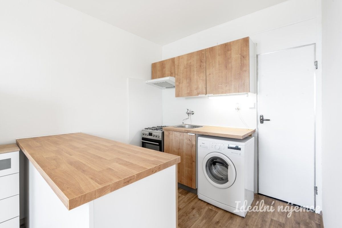 Byt 3+1 · 67 m² · Litvínovská, Praha - 4