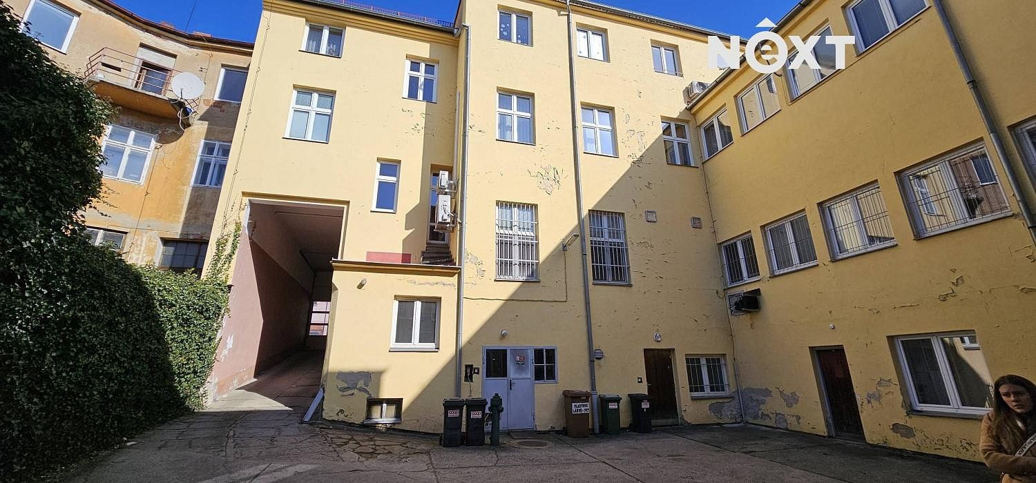 Obchodní prostory, Tábor, Jihočeský kraj, 2 000 m² - 2