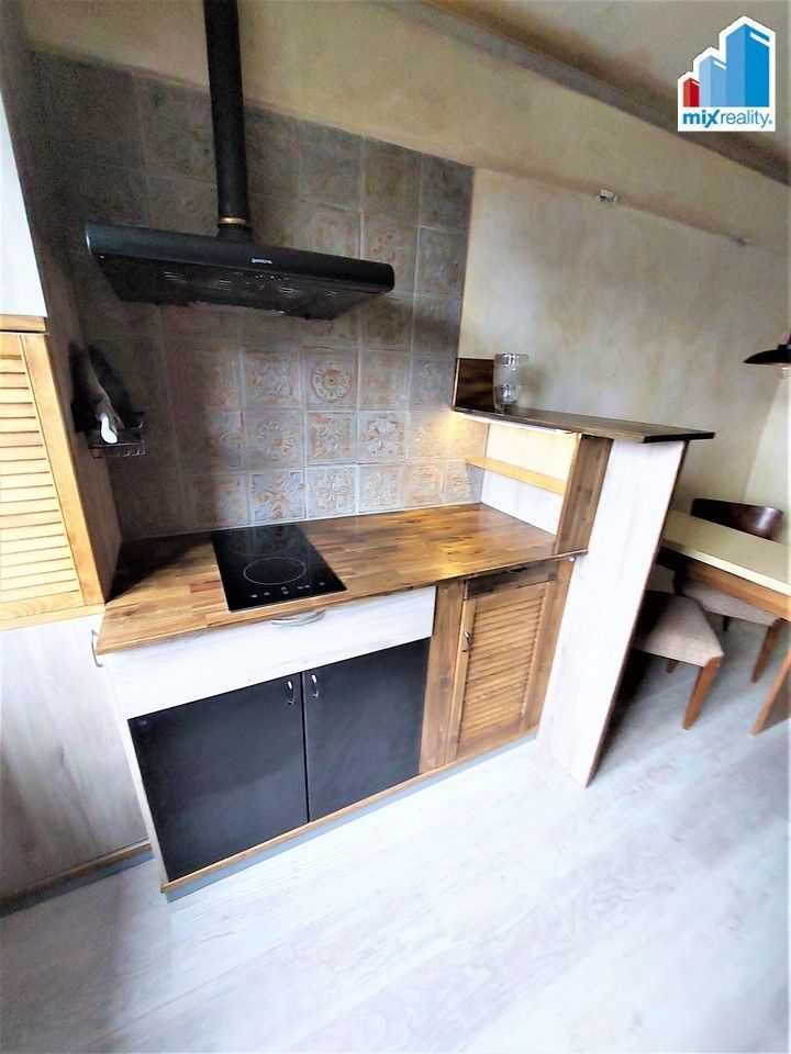 2+1, Bolzanova, Plzeň, 74 m²