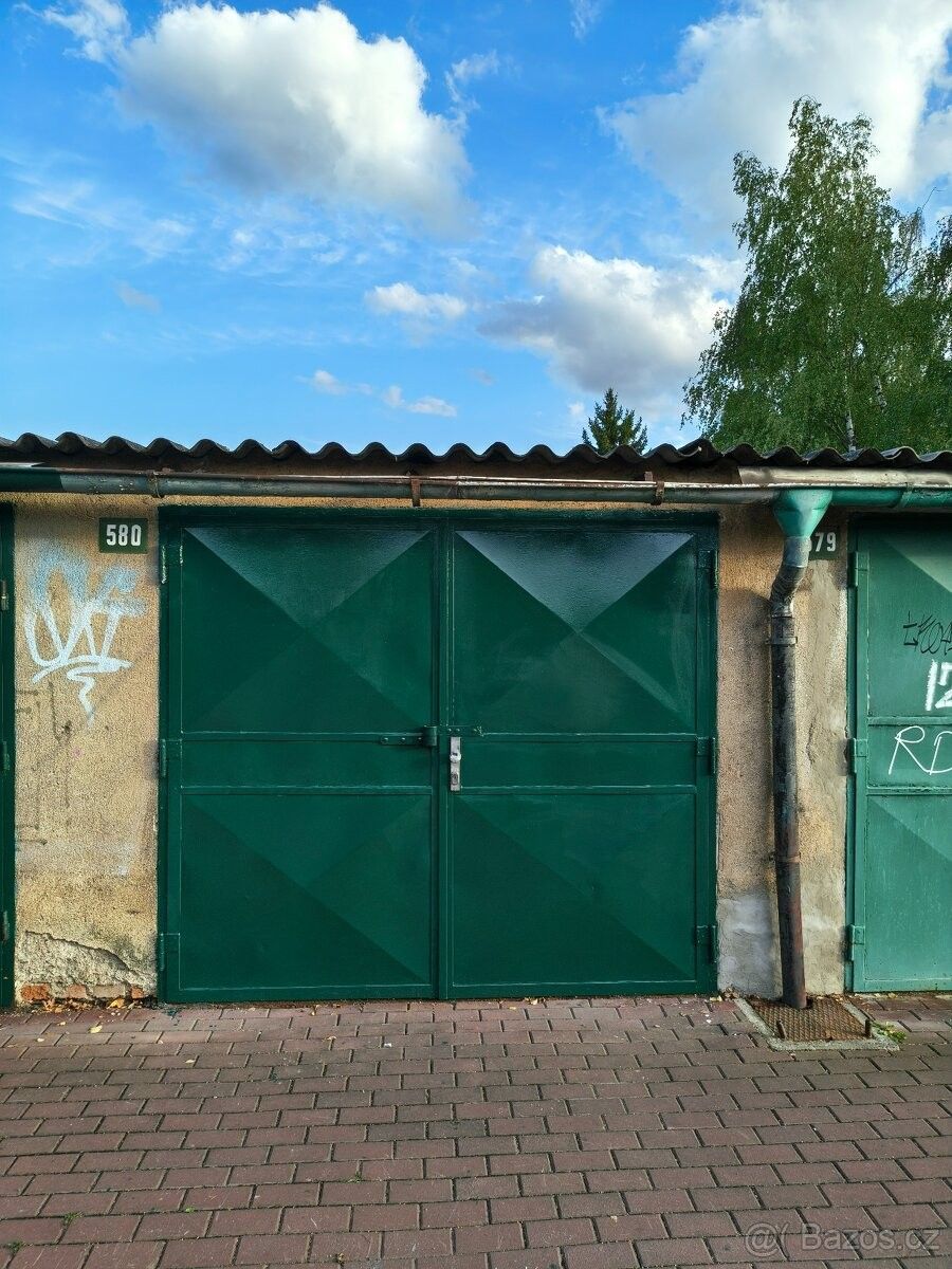 Garáže, Beroun, 266 01 - 1