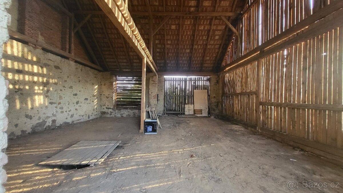Pronájem sklad - Hluboké, 675 71