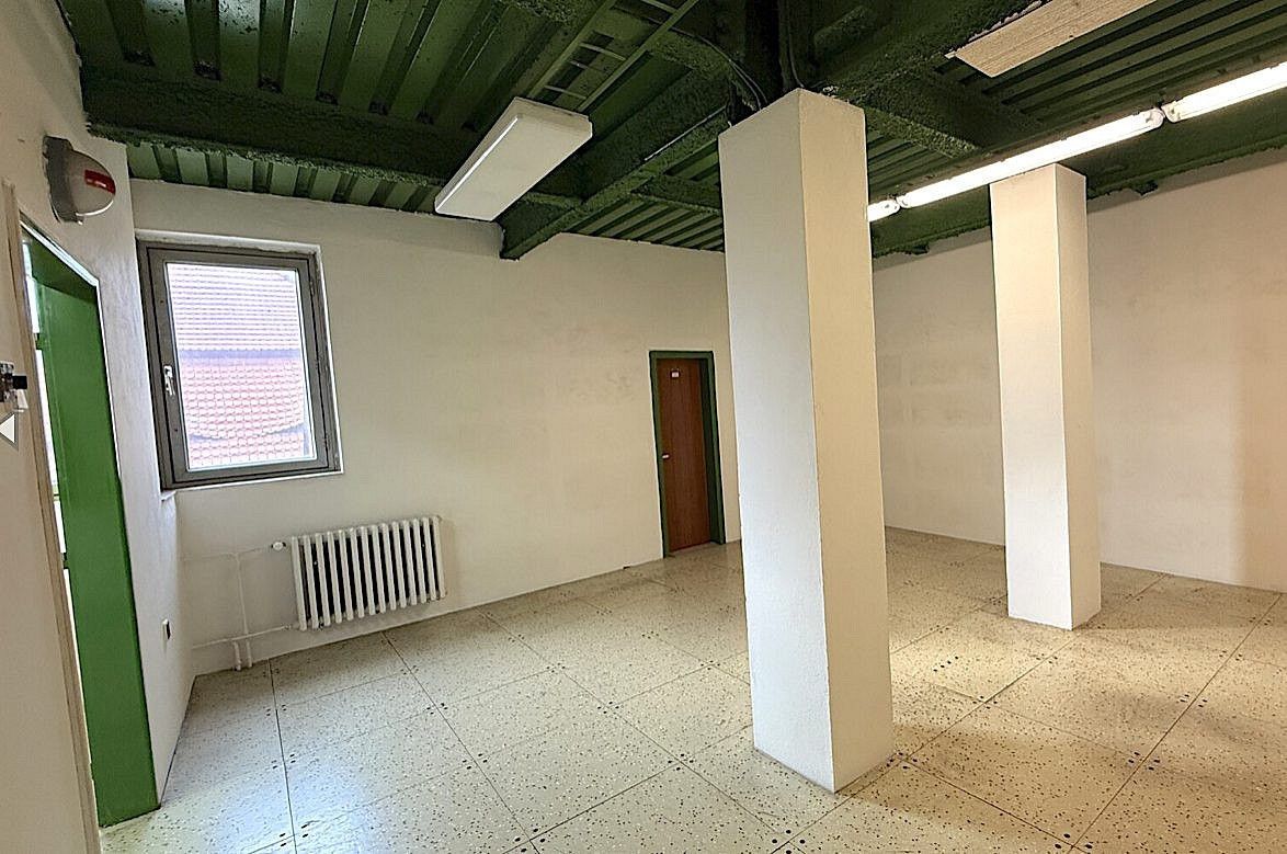 Kancelář · 128 m² · Slaný - 3