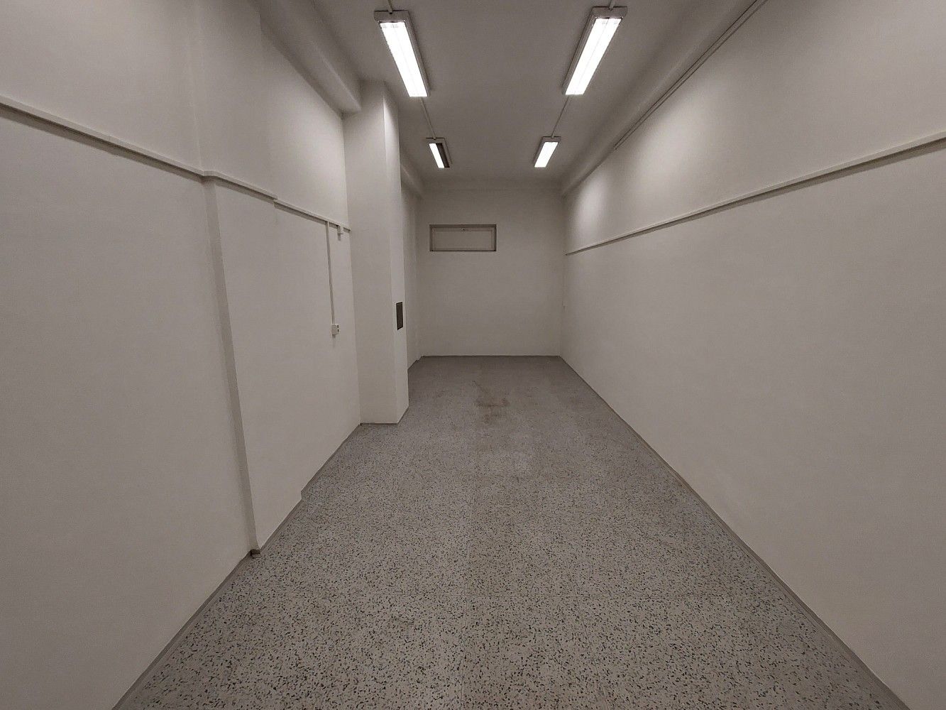 Sklady, Bruntál, Moravskoslezský kraj, 24 m² - 1