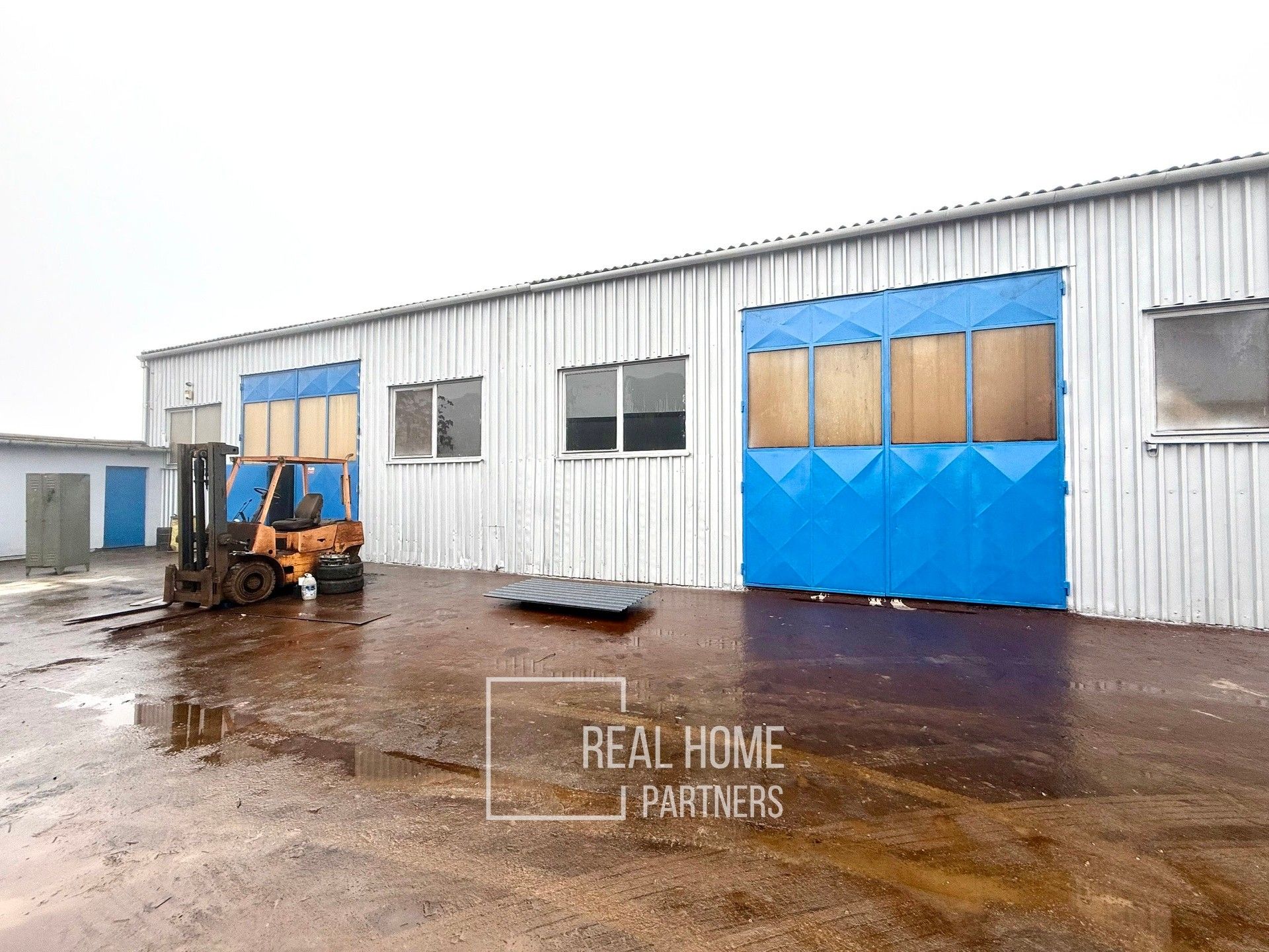 Sklady, Pratecká, Brno, 280 m²