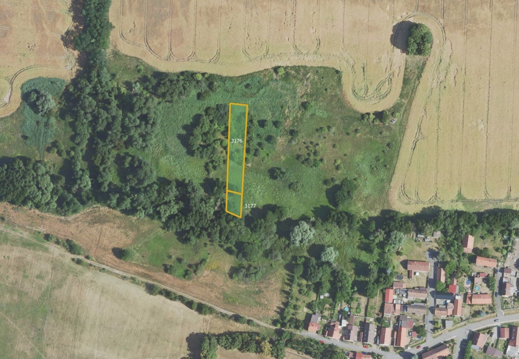 Prodej zemědělský pozemek - Nesuchyně