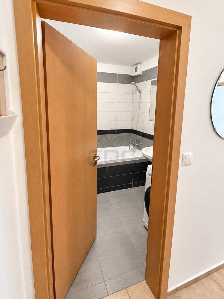 2+kk, Novodvorská, Brno - Žebětín, 53 m² - 2