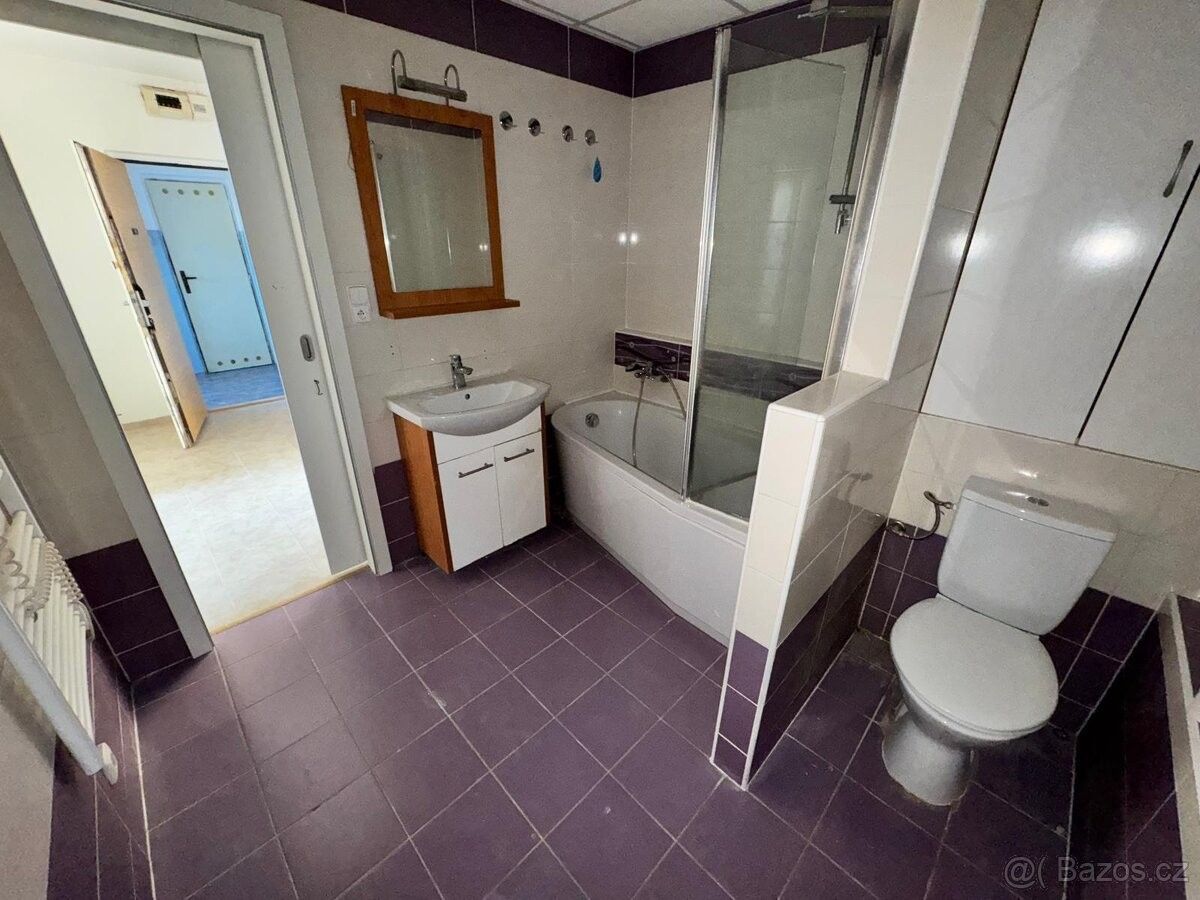 Byty, Bečov, 434 01