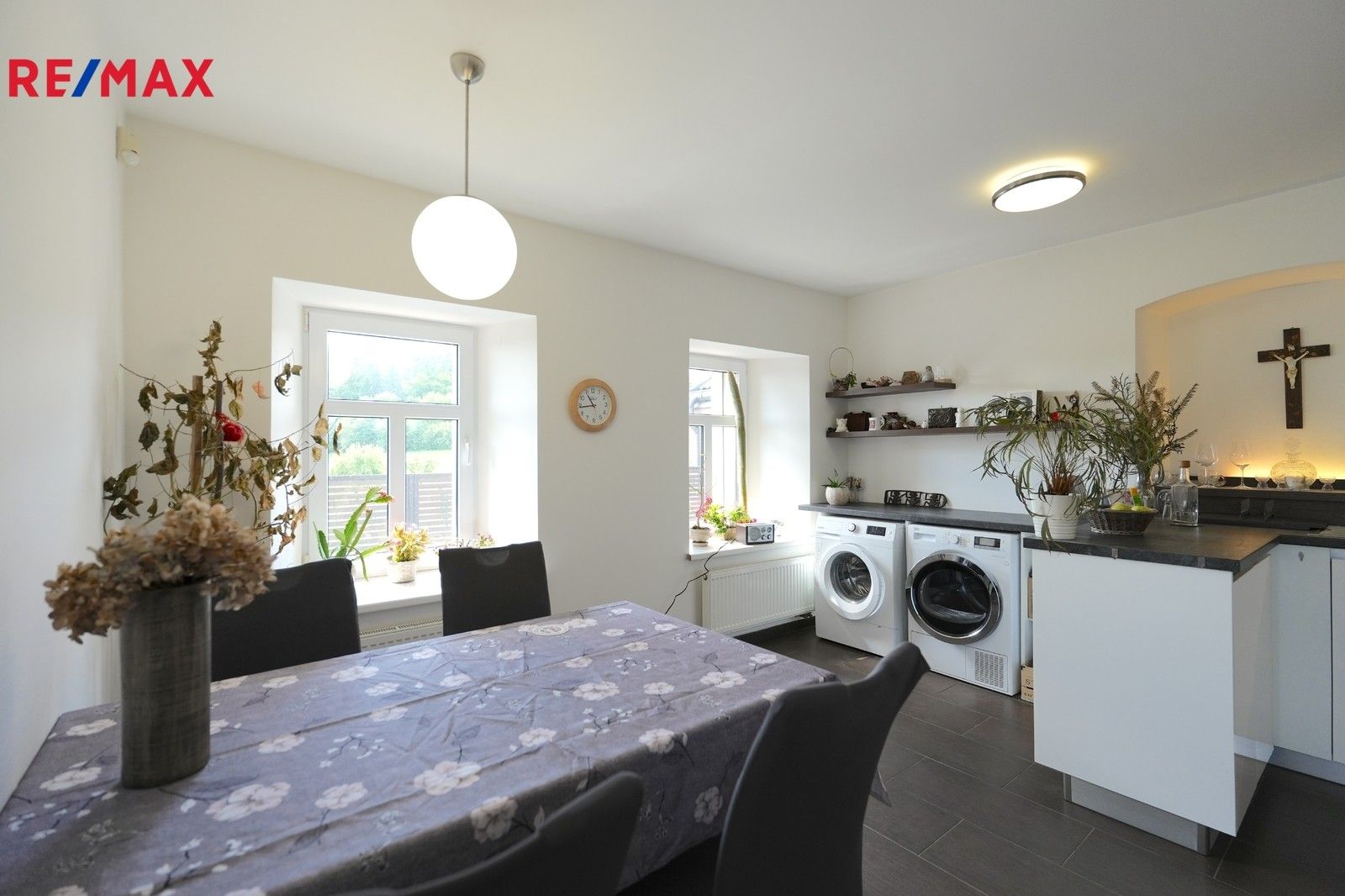 Rodinné domy, Veselí, Lomnice, 298 m²