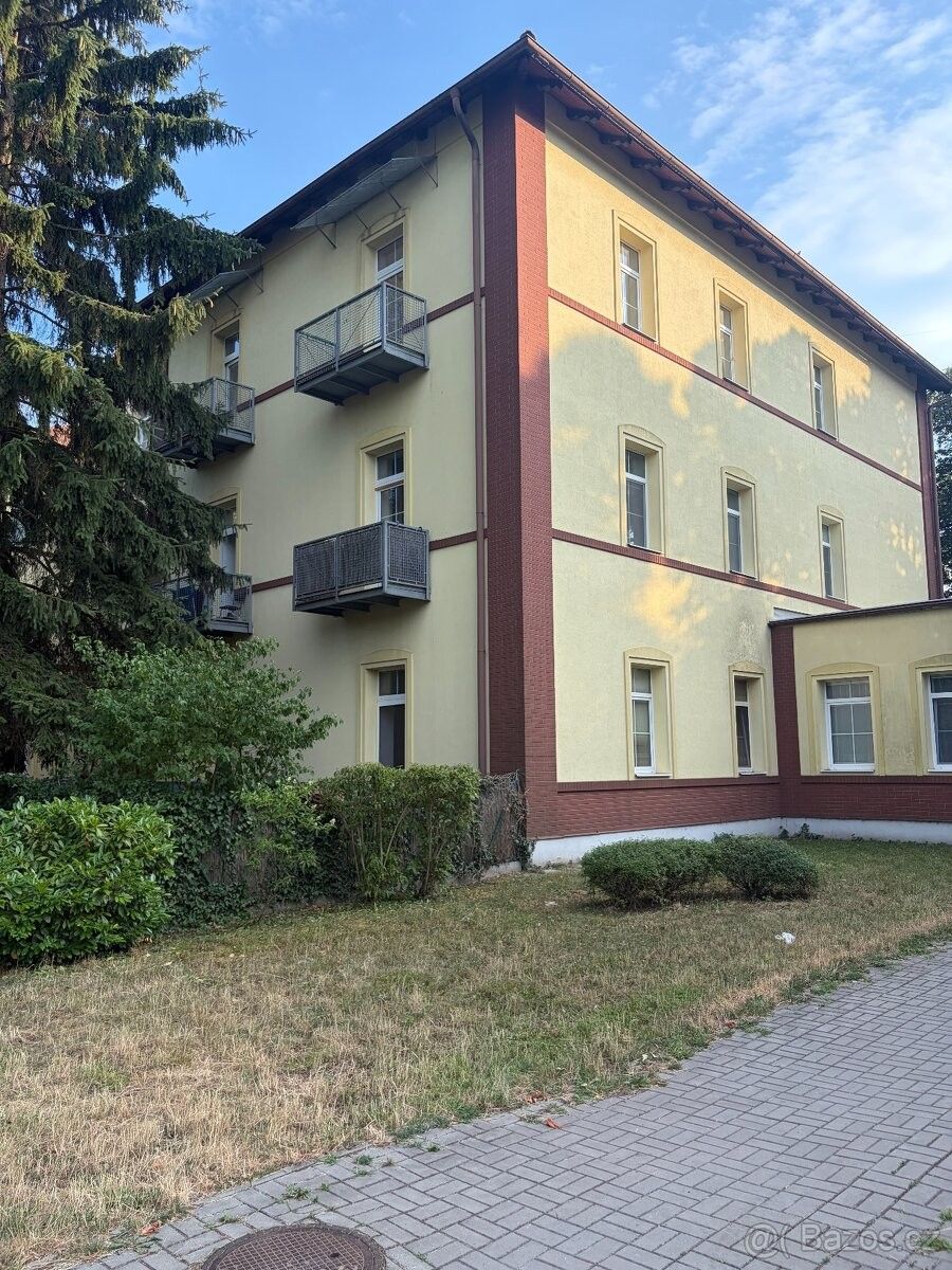 Byty, Hodonín, 695 01 - 1