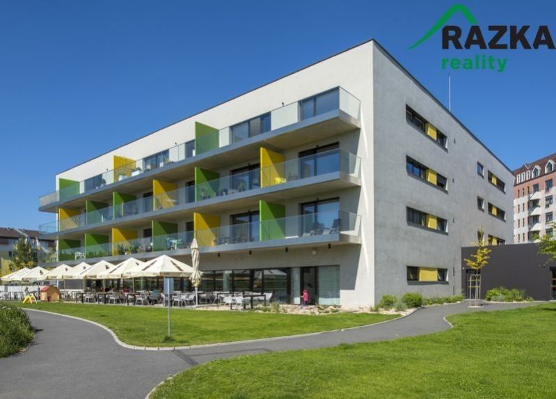 2+kk, Urešova, Praha, 67 m²