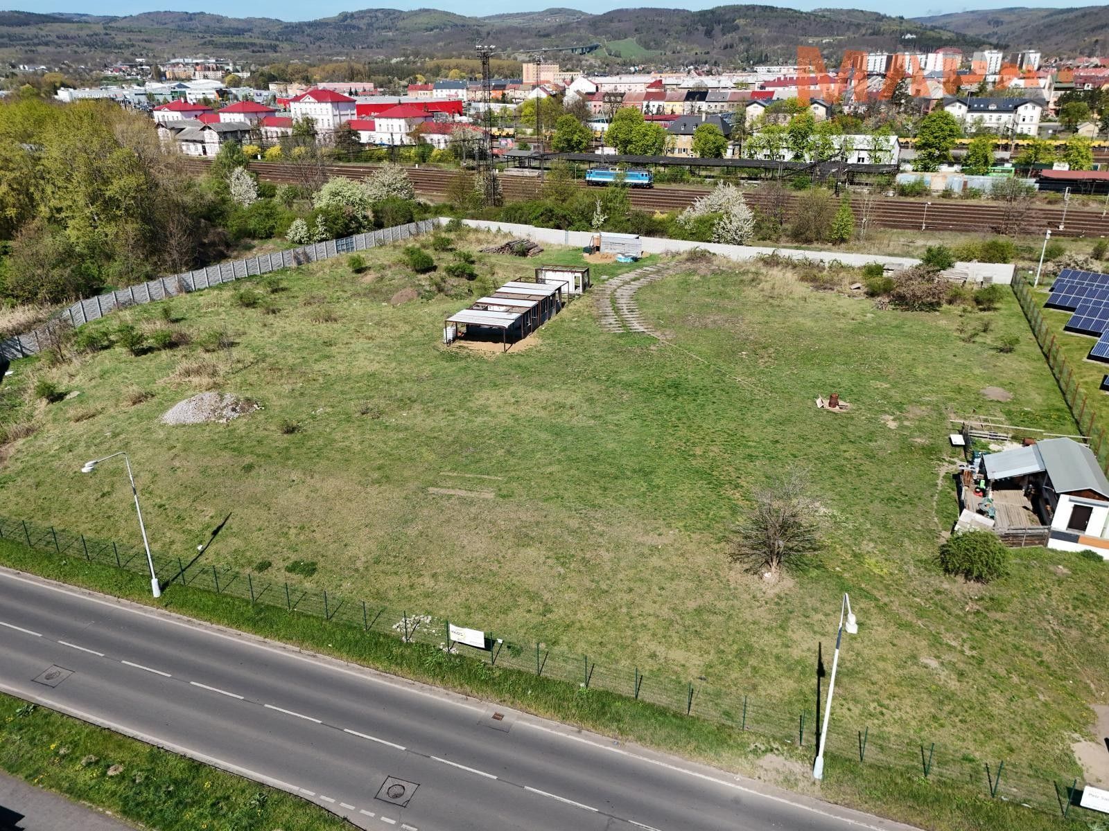 Pozemky pro bydlení, Chomutov - 2