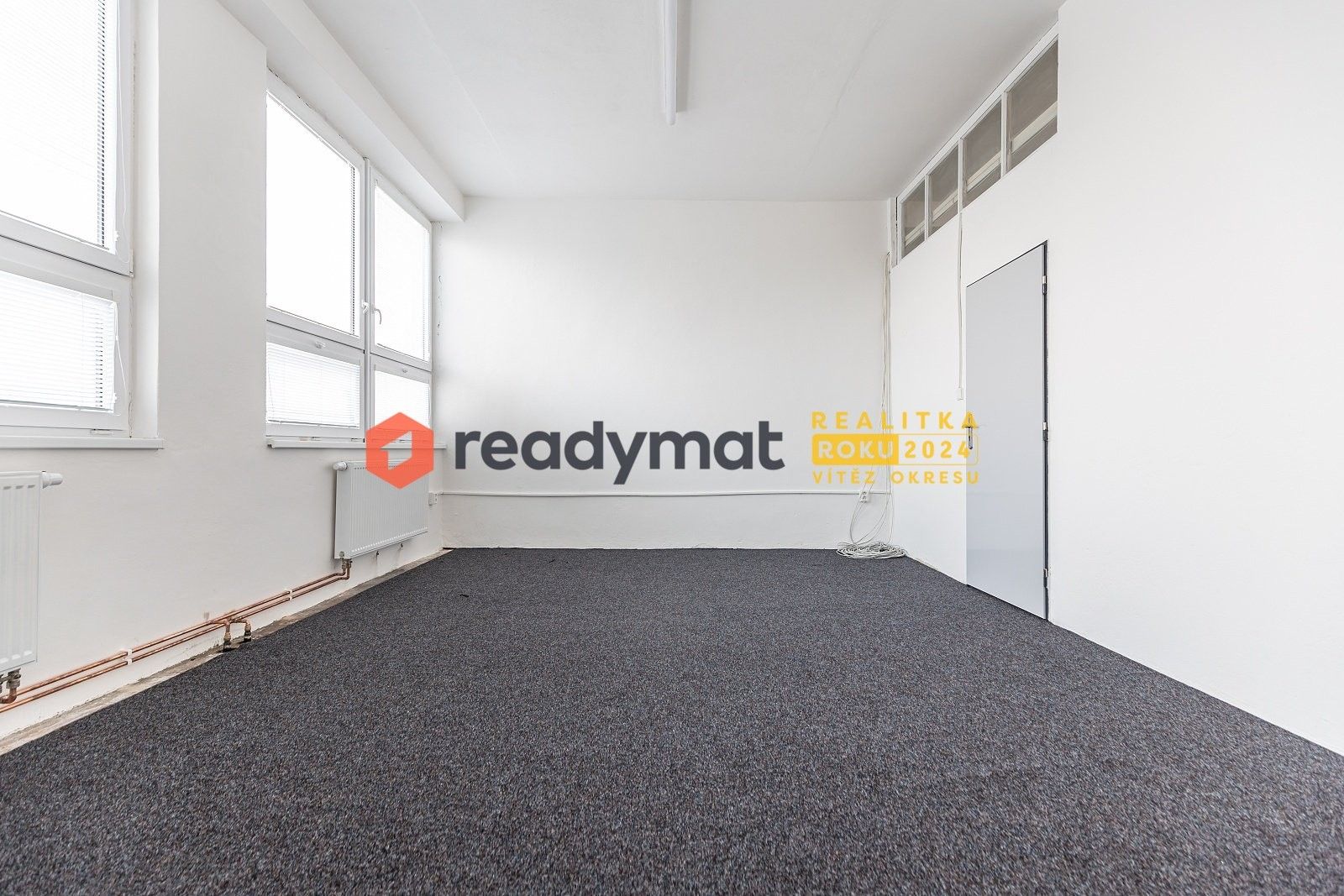 Pronájem kancelář - U Tirexu, Hodonín, 36 m²