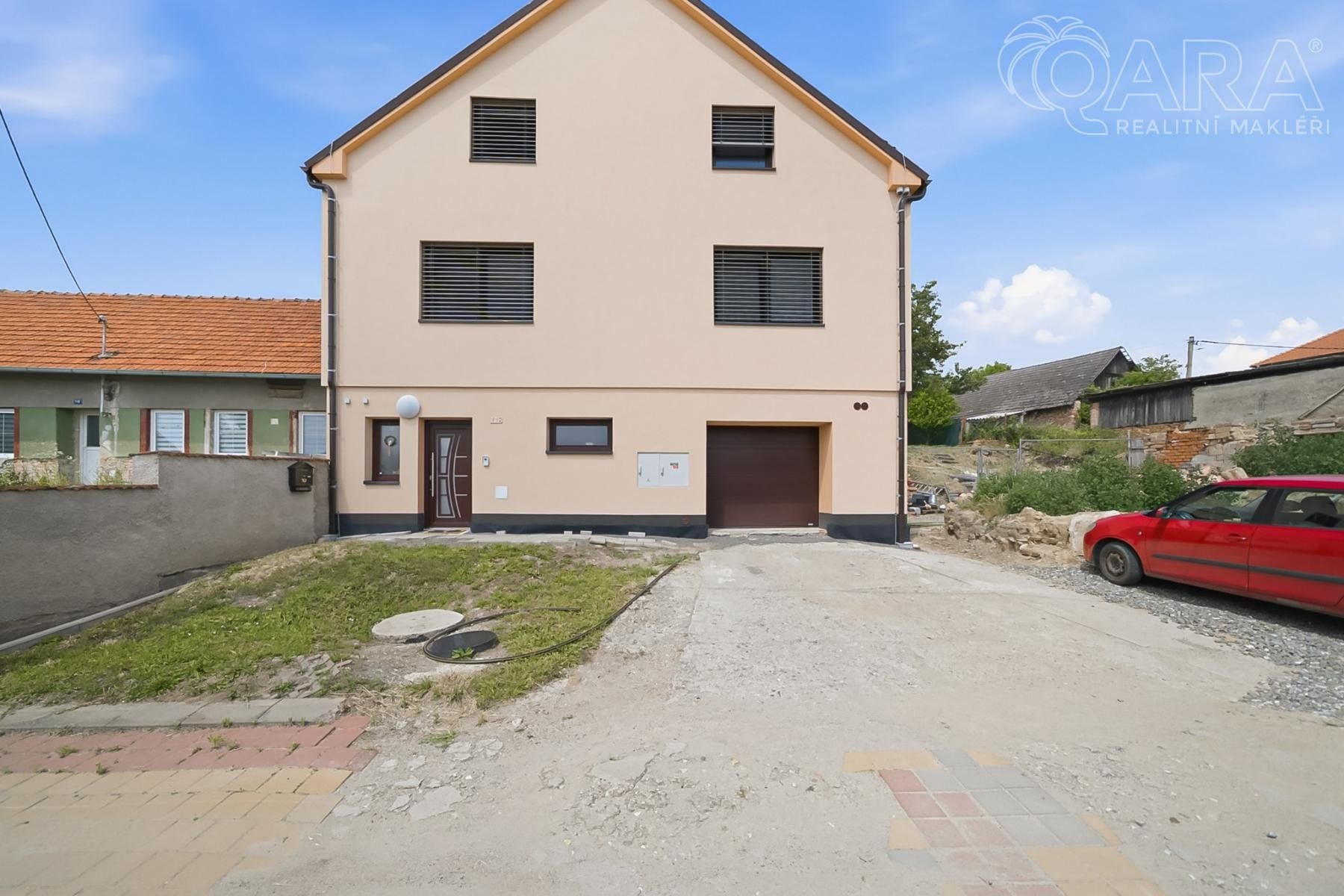 Rodinný dům, 295 m²