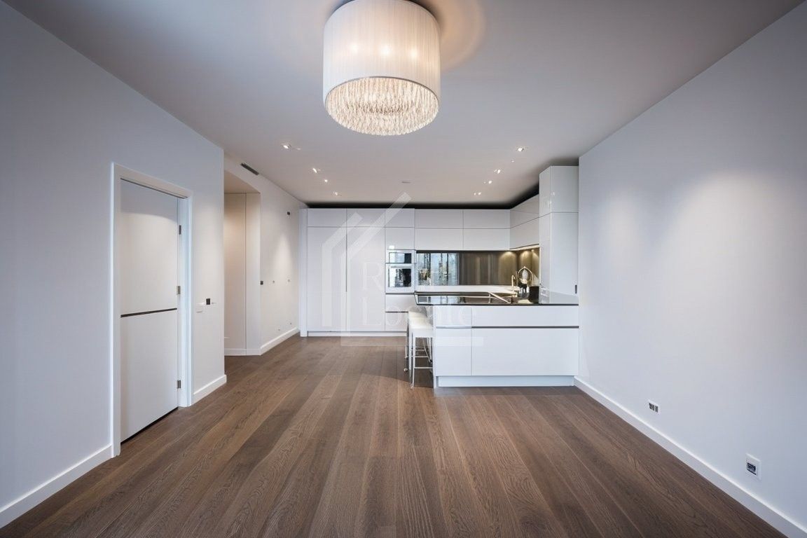 2+kk, Jankovcova, Praha, 65 m²