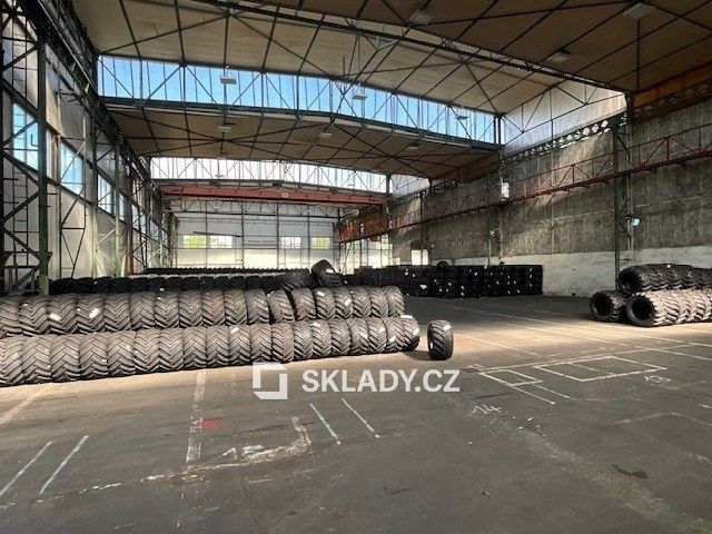 Sklad · 2 400 m² · Bystřany - 4